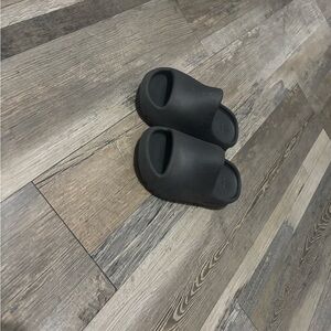 Yeezy Black Foam Slide Sandals